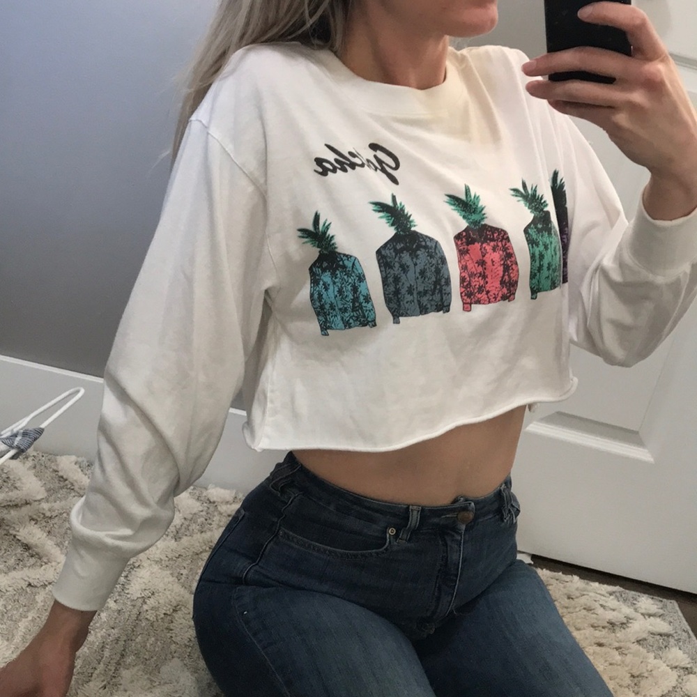 Gotcha pineapple head crop sweater